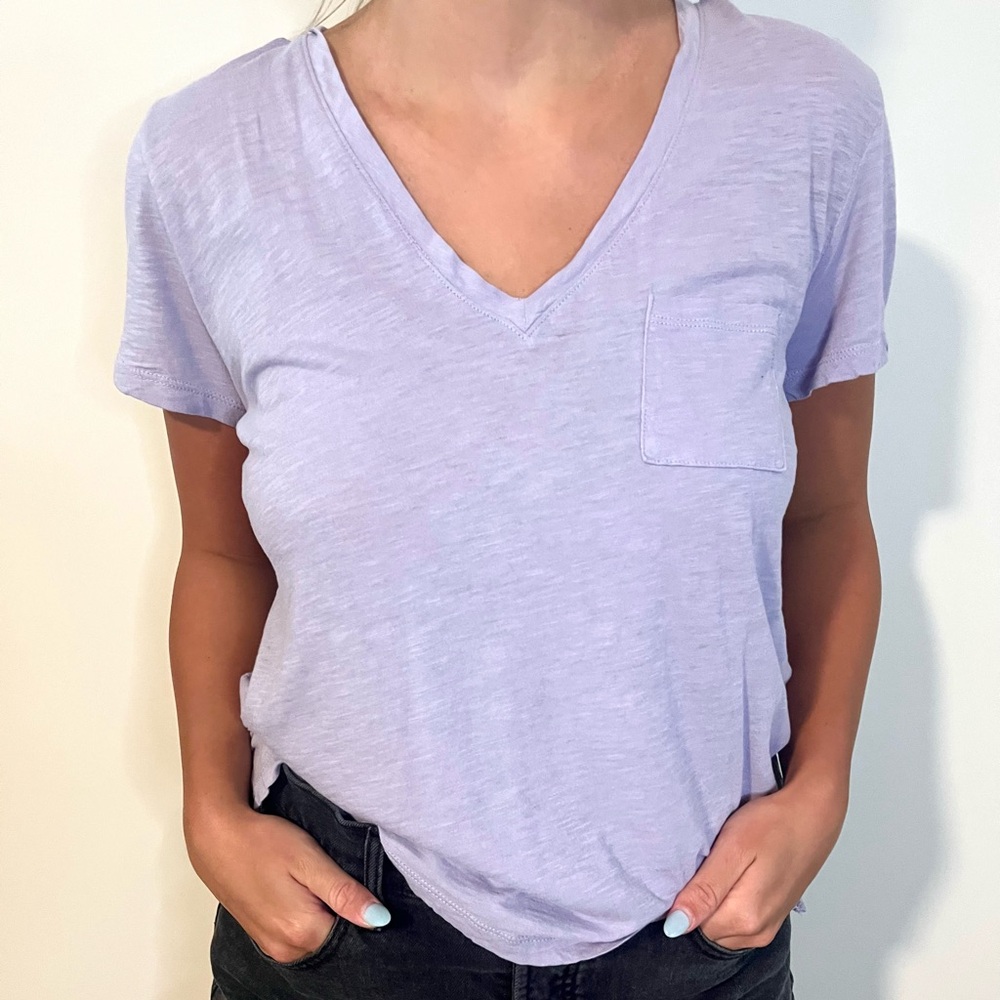 Madewell Women’s V-neck T-shirt, Size L